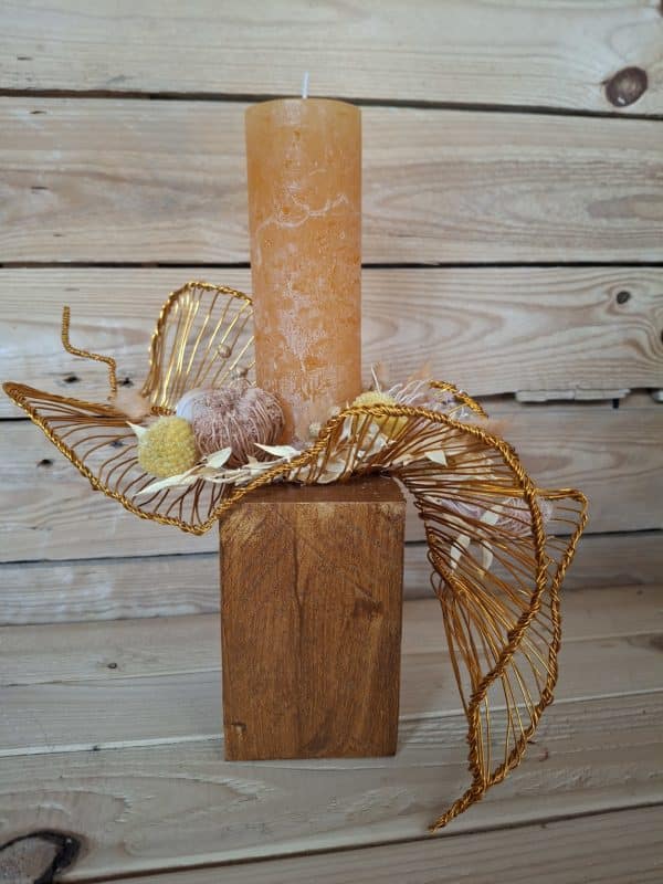 Drahtblatt mit orangefarbener Kerze (30cm)