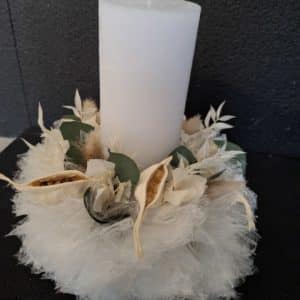 Sizoweb-Kerze mit Trockenmaterial – handgemachte Dekoration